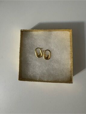 Gold Tone Oval Drop Earrings - Elegant Women's Jewelry